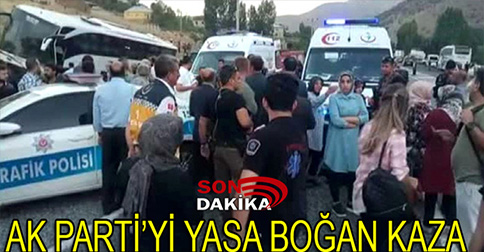 AK Parti Üyelerini Taşıyan Otobüsle Kaza Yaptı