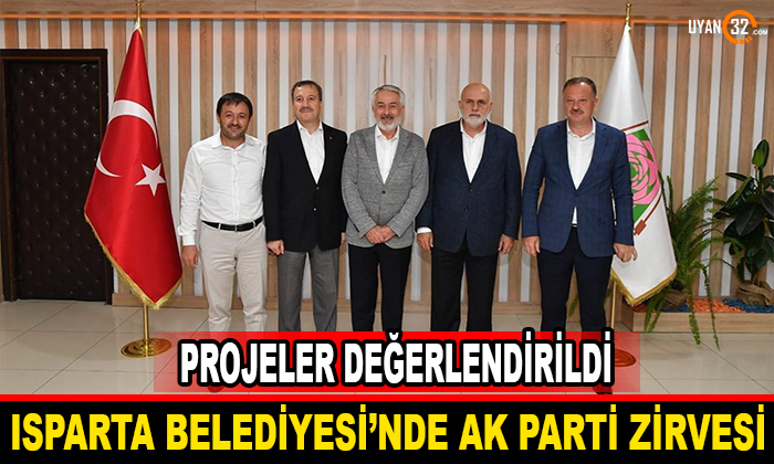 Belediyede AK Parti Zirvesi
