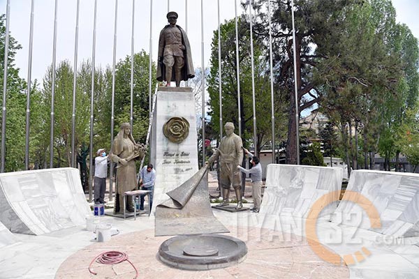 Isparta'da Atatürk Anıtı Bakımı