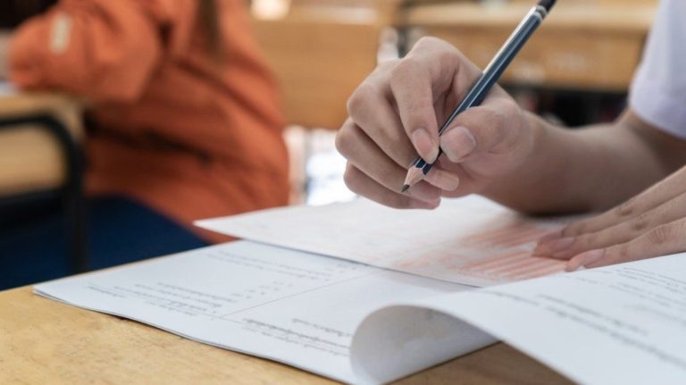 ALES Sınavında Kalem Silgi Veriliyor Mu 2022