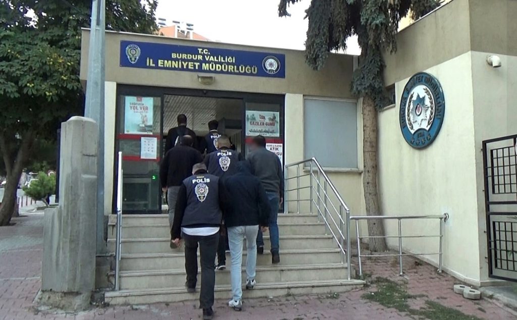 Burdur’da Siber Suçlar Operasyonu