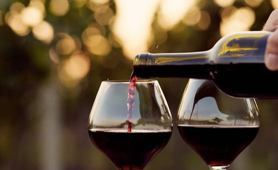 Tiryakisine Üzücü Gelişme! Şarap Fiyatlarına Zam Geliyor…